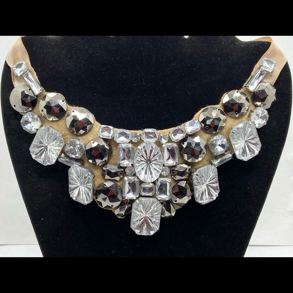 Lanvin Jewelry - Lanvin silver crystal ribbon necklace in taupe
